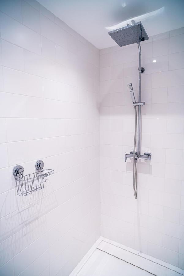 Les Sources Du Val Bed & Breakfast Saint-Pierre-du-Val ภายนอก รูปภาพ