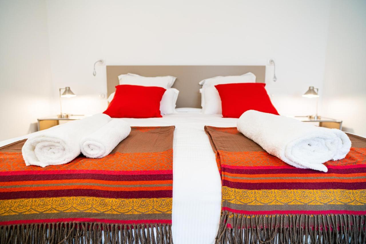 Les Sources Du Val Bed & Breakfast Saint-Pierre-du-Val ภายนอก รูปภาพ