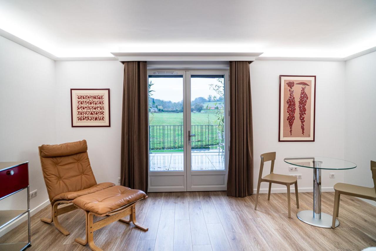 Les Sources Du Val Bed & Breakfast Saint-Pierre-du-Val ภายนอก รูปภาพ